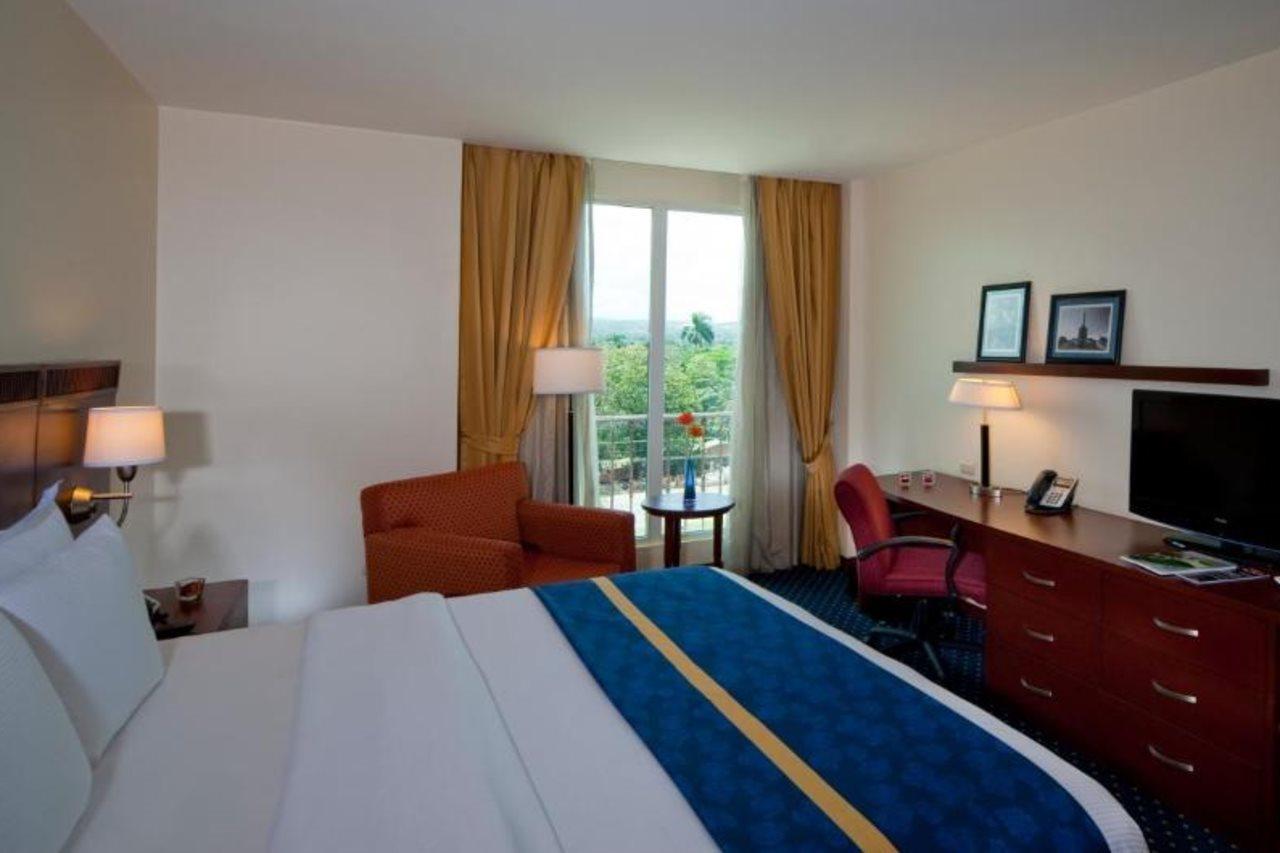 Hodelpa Garden Court Hotel Santiago De Los Caballeros Ngoại thất bức ảnh