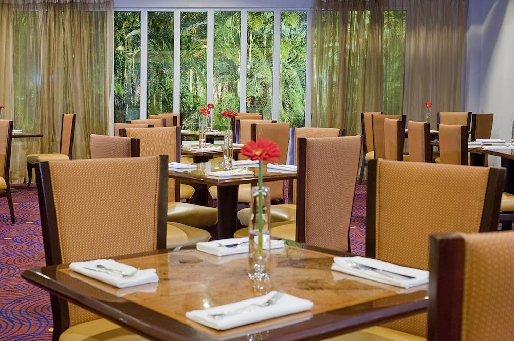Hodelpa Garden Court Hotel Santiago De Los Caballeros Ngoại thất bức ảnh