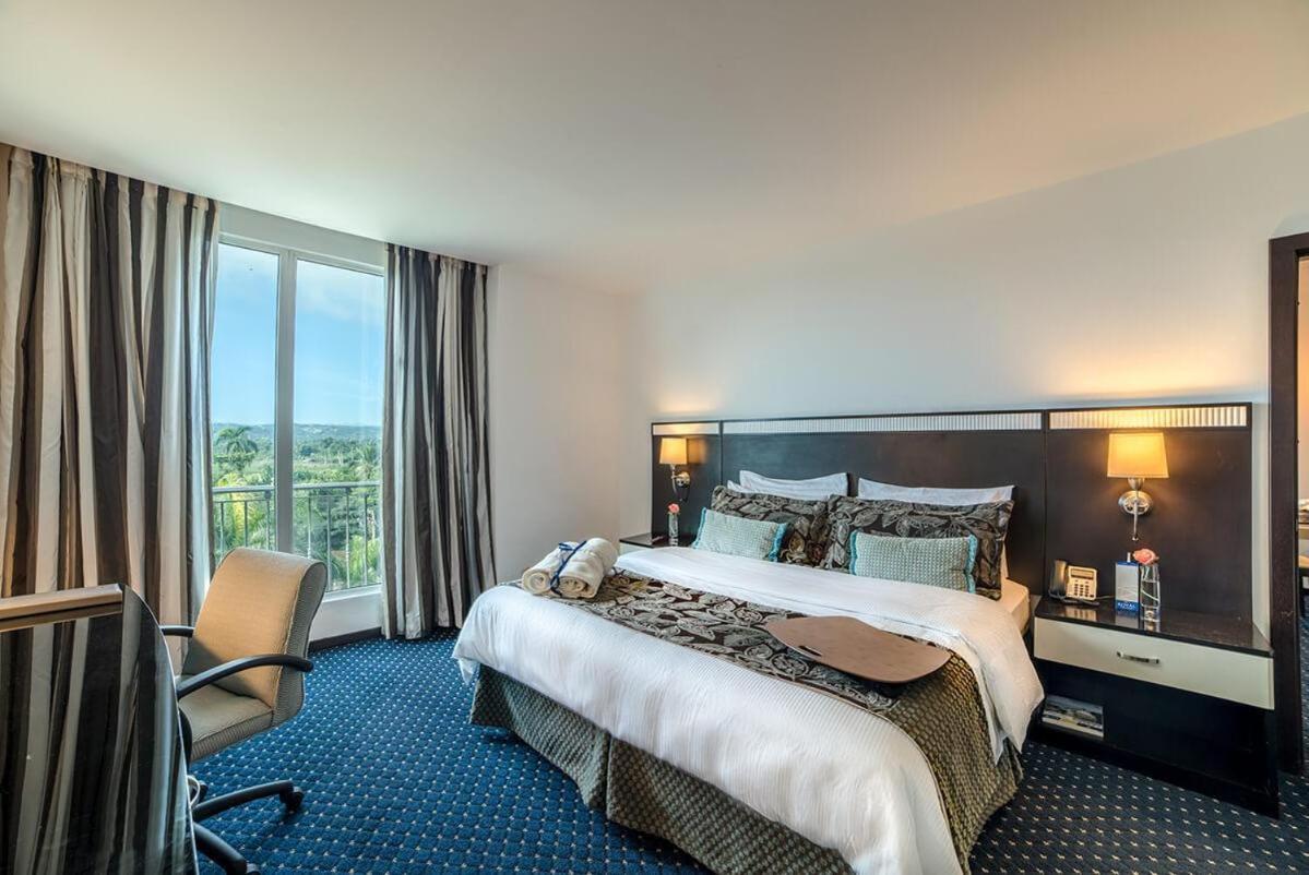 Hodelpa Garden Court Hotel Santiago De Los Caballeros Ngoại thất bức ảnh