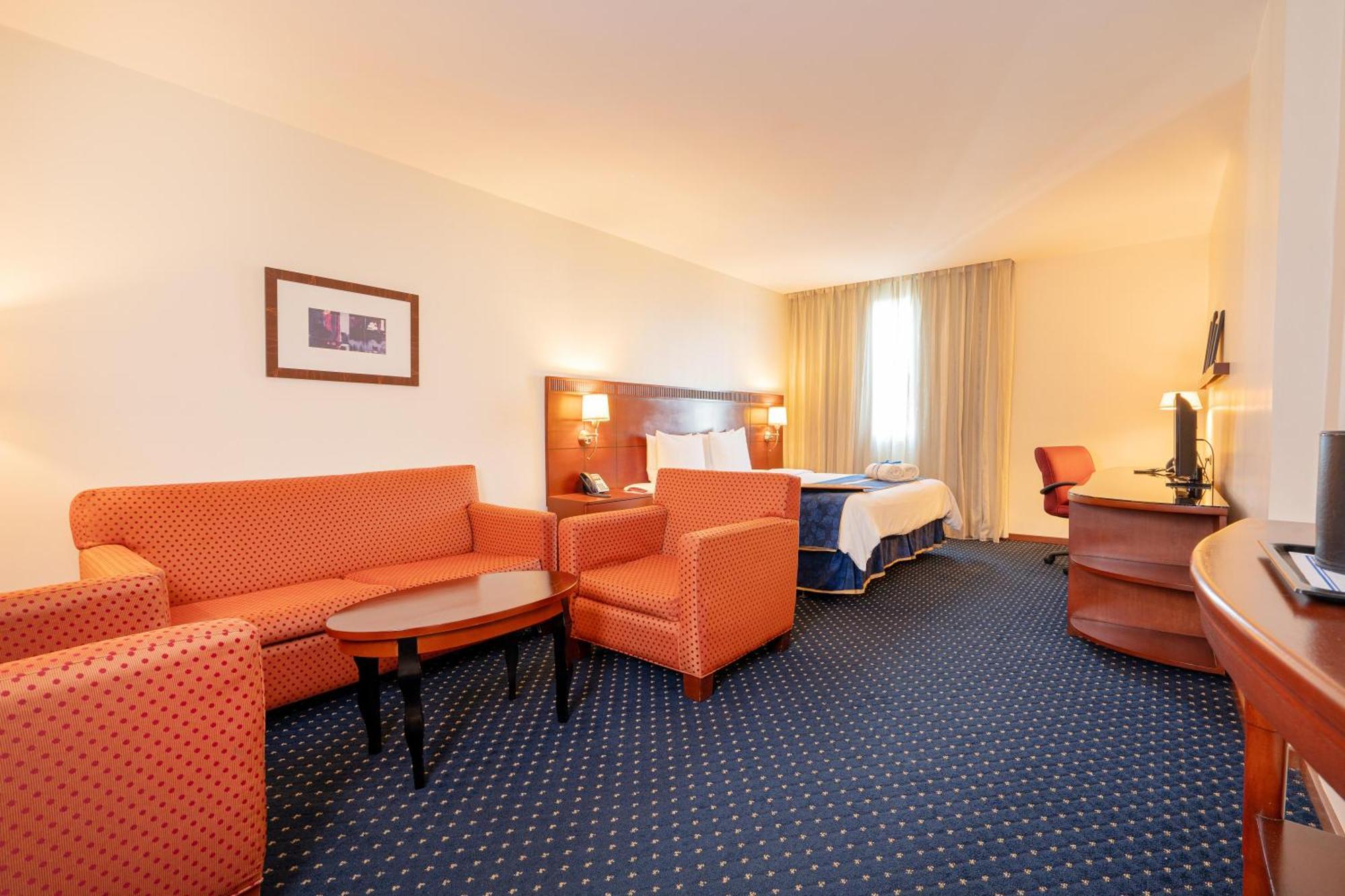 Hodelpa Garden Court Hotel Santiago De Los Caballeros Ngoại thất bức ảnh