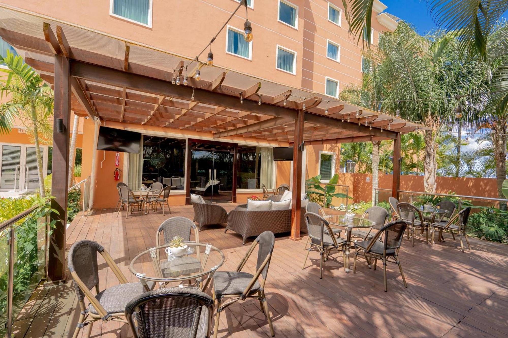 Hodelpa Garden Court Hotel Santiago De Los Caballeros Ngoại thất bức ảnh